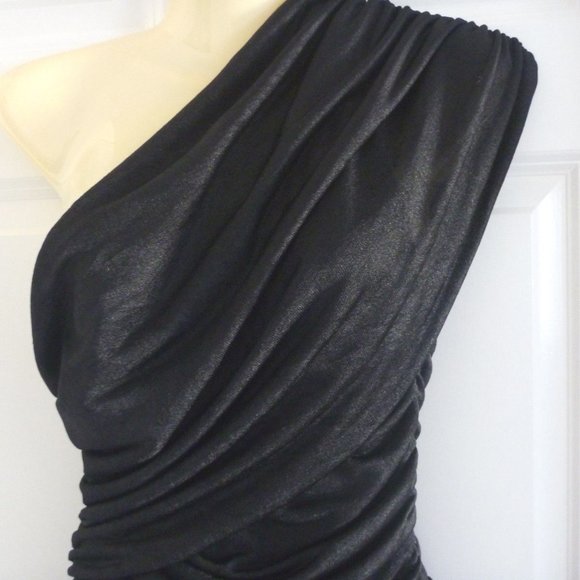 DECAPOLIS One Shoulder Small Black Dress - Picture 3 of 7